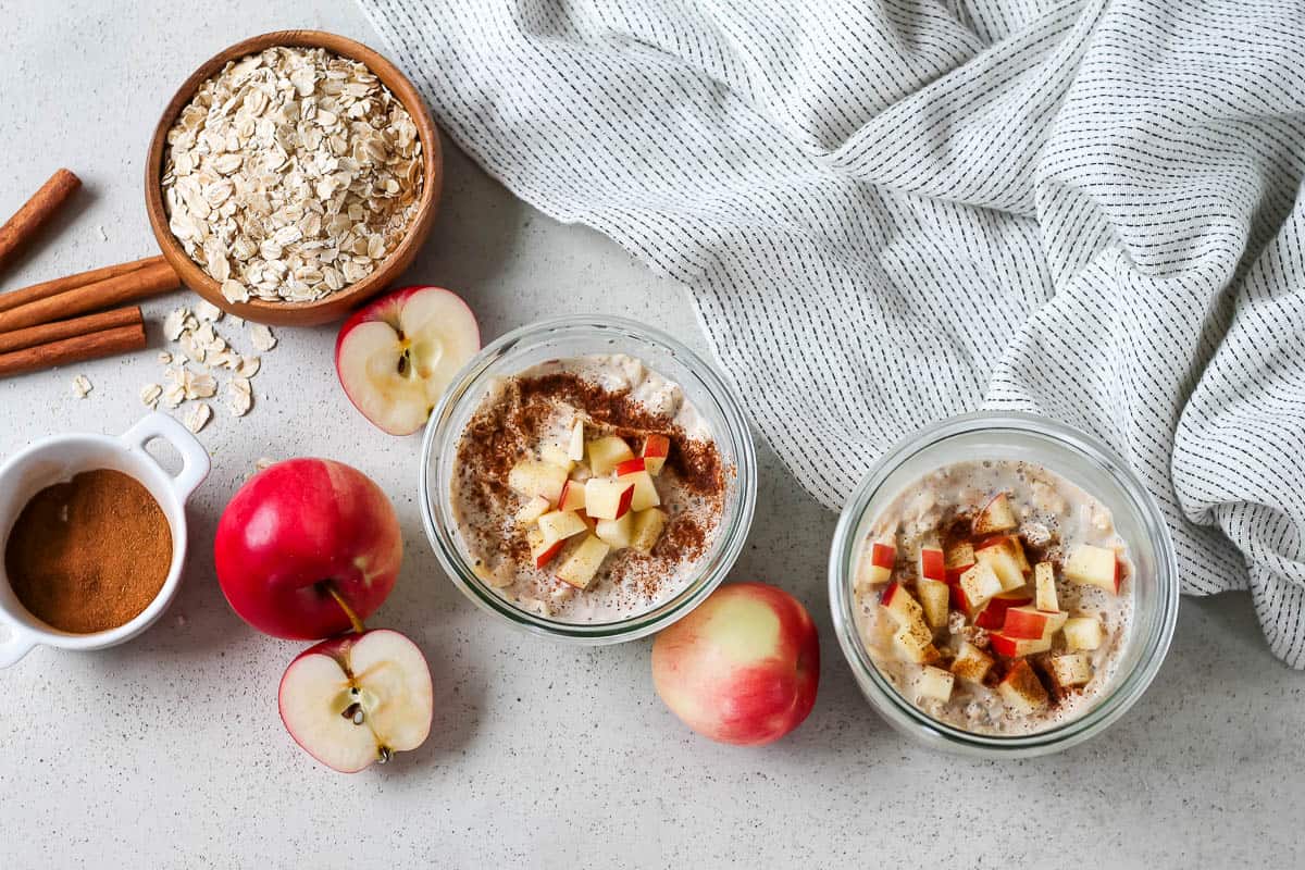 Apple Cinnamon Overnight Oats